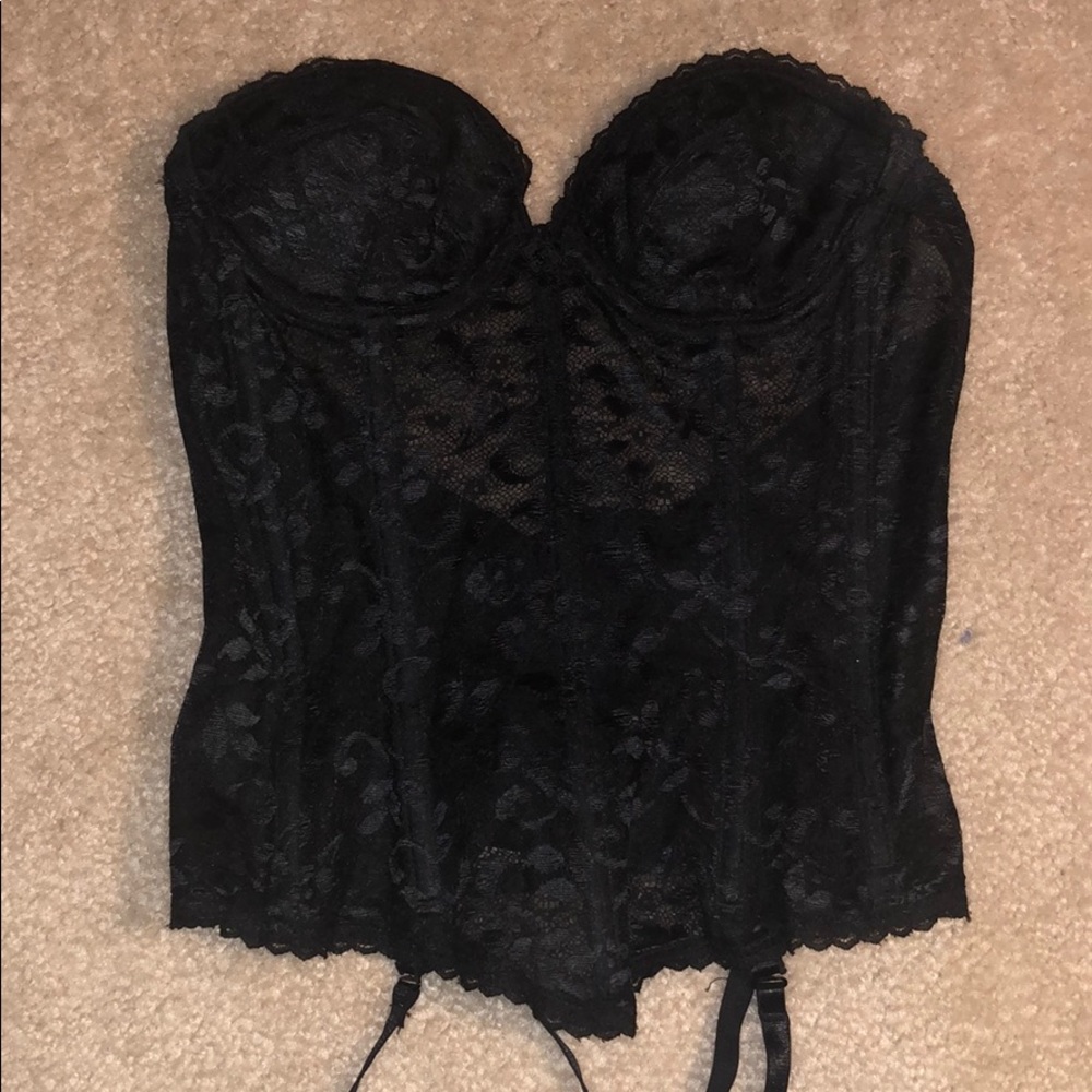 Carnival black lace corset 32B
